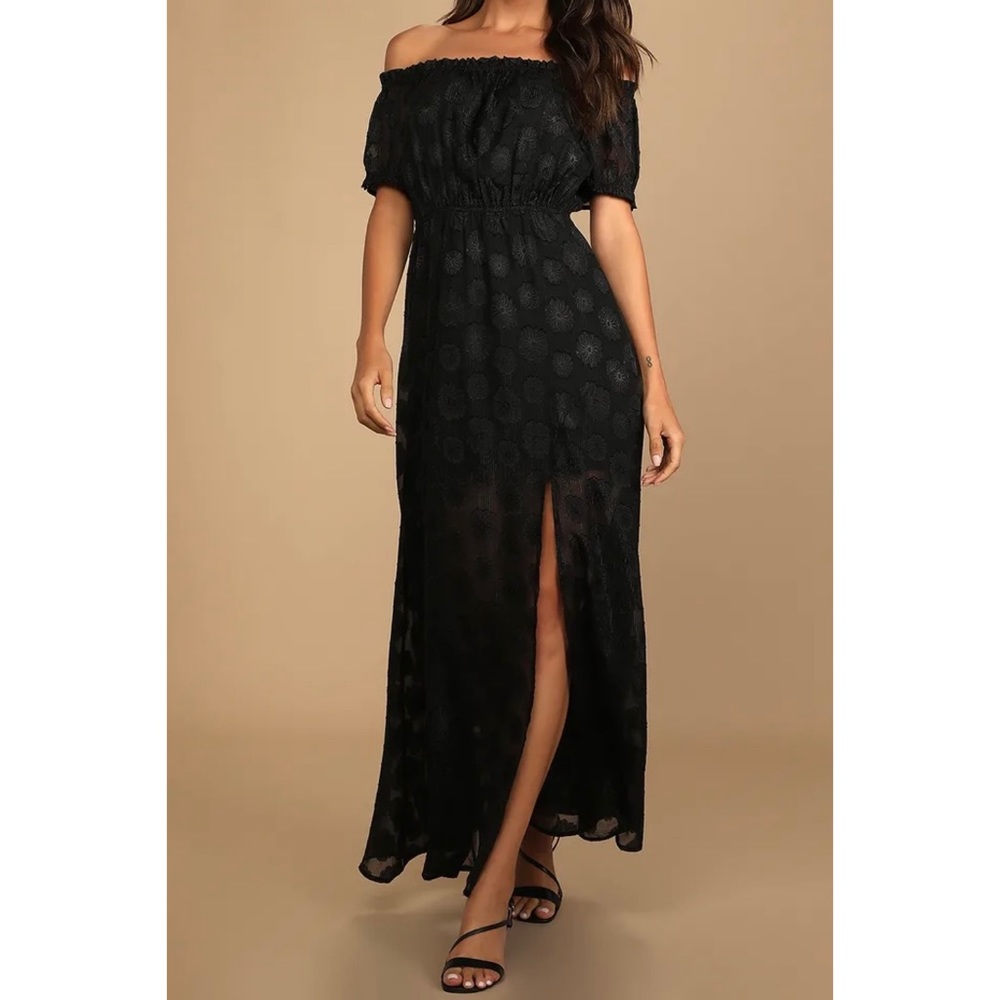NWOT Lulus Shining Time Black Floral Jacquard Off-the-Shoulder Maxi Dress XSmall